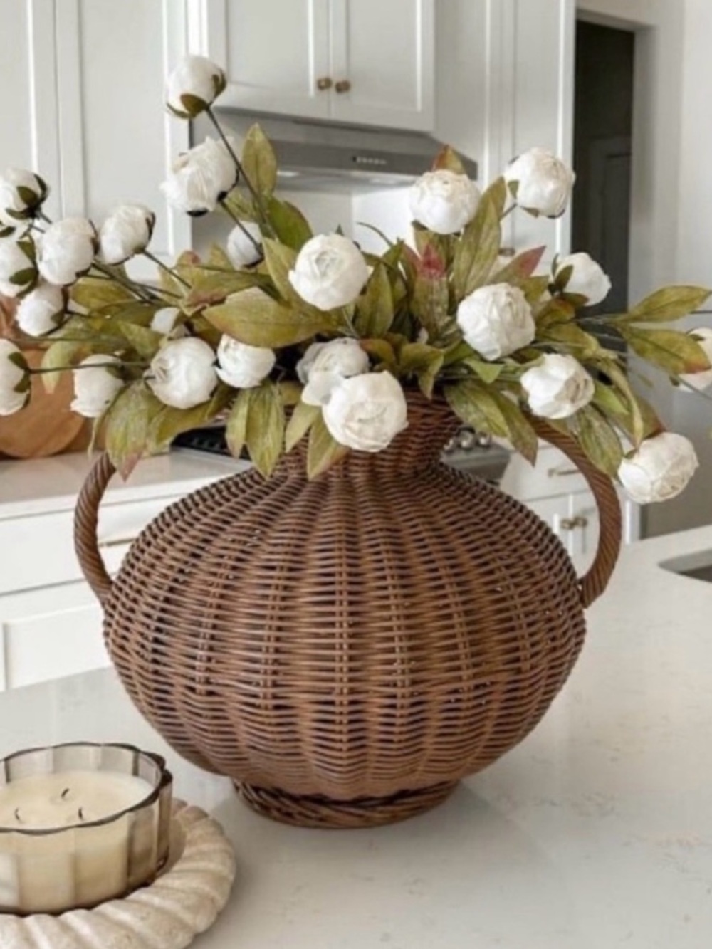 New Set of 8 Ashland by Michael’s 28” Cream Peony Stems